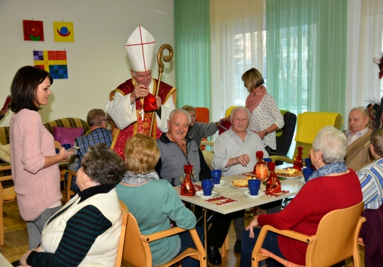 https://www.anger.gv.at/data/image/thumpnail/image.php?image=144/gemeinde_anger_advent2017_1_article_4173_0.jpg&width=768