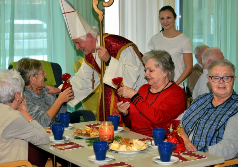 https://www.anger.gv.at/data/image/thumpnail/image.php?image=144/gemeinde_anger_advent2017_5_article_4175_0.jpg&width=768