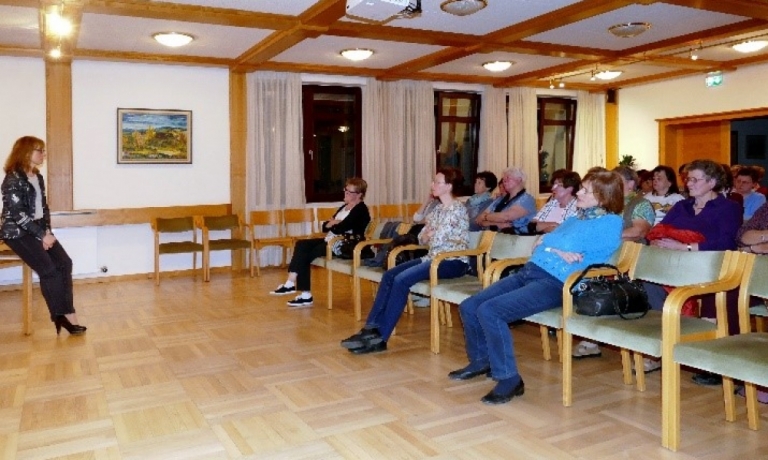https://www.anger.gv.at/data/image/thumpnail/image.php?image=144/gemeinde_anger_vortrag_thiel_publikum_article_3792_0.jpg&width=768